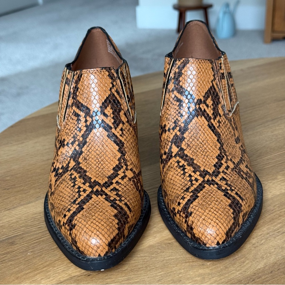 Coach Perri Snakeskin Print Booties Ankle Boots Caramel 9.5 - Picture 2 of 11